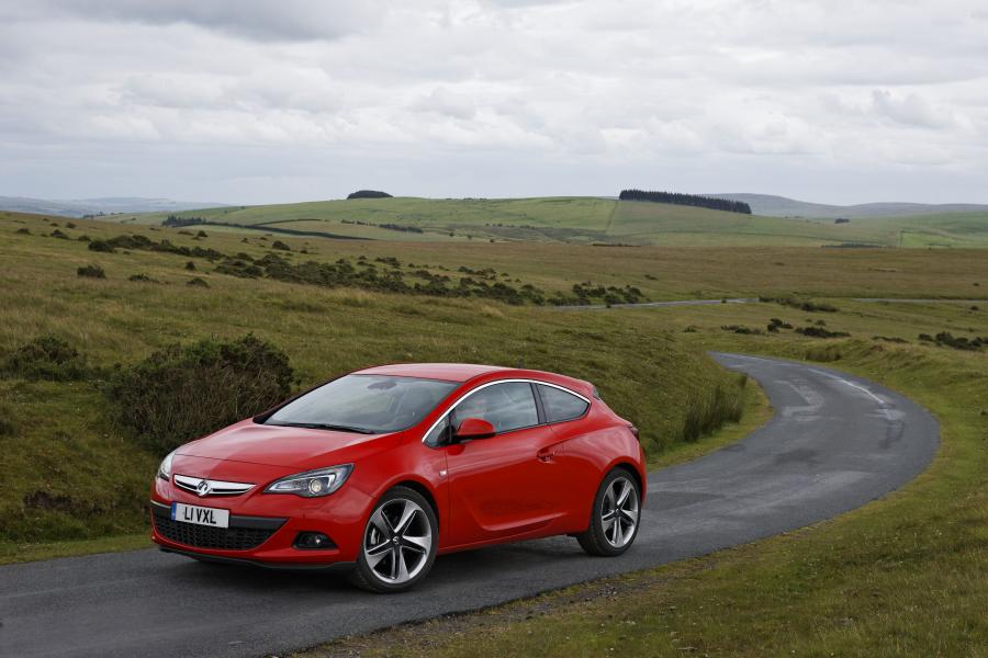  Vauxhall Astra GTC 2012 года  (фото 60 из 62)
